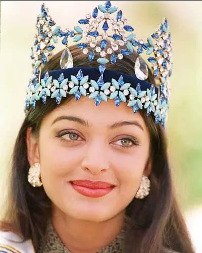 Top 15 Hoa hậu đẹp nhất trong lịch sử cuộc thi Hoa hậu Thế giới ảnh 7