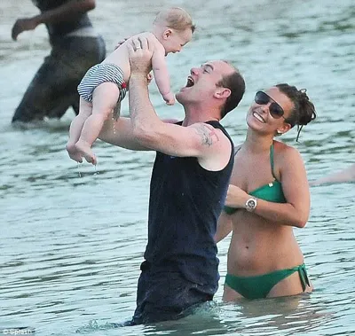 Sinh nhật tốn 100.000 bảng