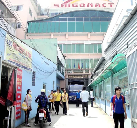 Nhà trường tắc trách, sinh viên lãnh đủ