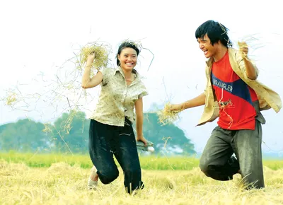 Cảnh trong phim Cánh đồng bất tận.