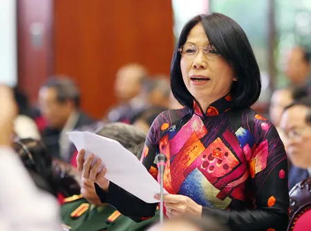 Đại biểu Phạm Thị Hải (Đồng Nai) phát biểu trong phiên họp sáng 9-11. Ảnh: Minh Điền