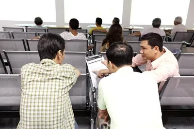 HNX index giảm điểm - Yếu không thể ra gió