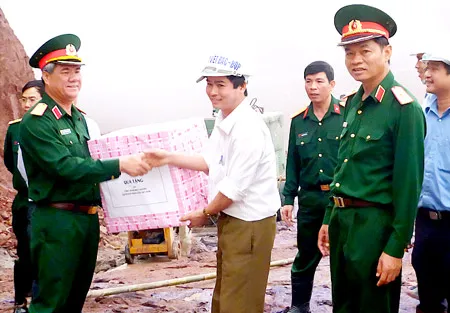 Thượng tướng Nguyễn Khắc Nghiên - Tiếng lòng tiếc thương còn mãi