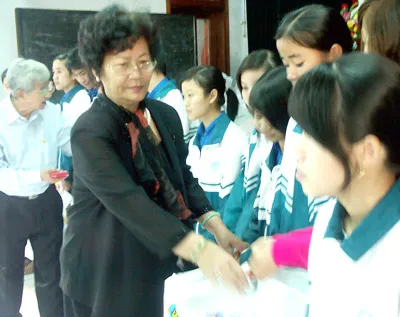 Báo SGGP - Chi hội Thiện Nhân chung tay chăm lo tết cho đồng bào nghèo