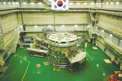 Toàn cảnh lò phản ứng KSTAR của Hàn Quốc.