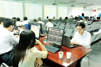 Cổ phiếu rẻ hơn vé số