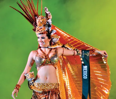 Người đẹp Claudia Lopez Mollinedo với nét văn hóa cổ xưa của người da đỏ ở Mexico