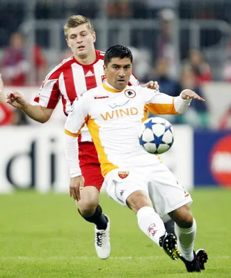 Bảng E: AS Roma – Bayern Munich: Nhấn chìm hùm xám (lượt đi 0-2)