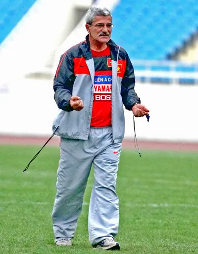 Trước ngày khai mạc AFF Cup: Hồi hộp chờ gút danh sách