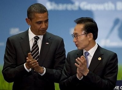 South Korean President Lee Myung-Bak (right), seen here speaking to US President Barack Obama prior to a press conference at the G20 Summit in Seoul, in November.