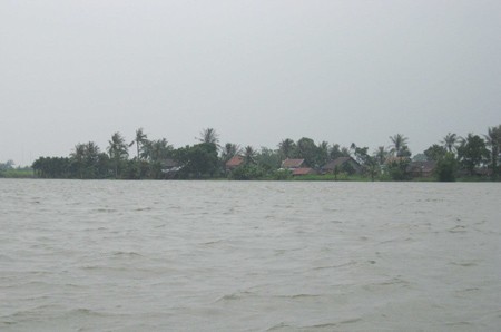 Central residents suffer huge damage on human and properties caused by floods in recent months (Photo: SGGP)