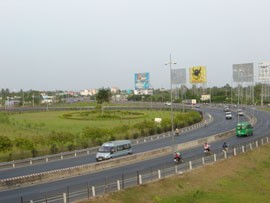 File photo shows an expressway in Hanoi.