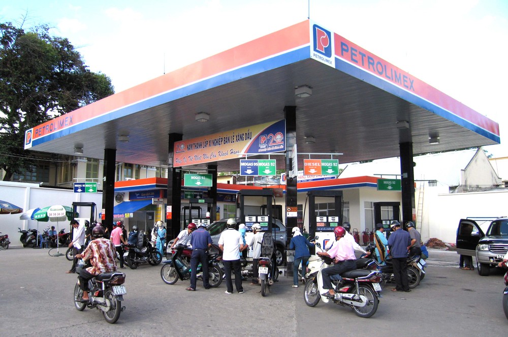 A Petrolimex's gas station. (Filed photo)