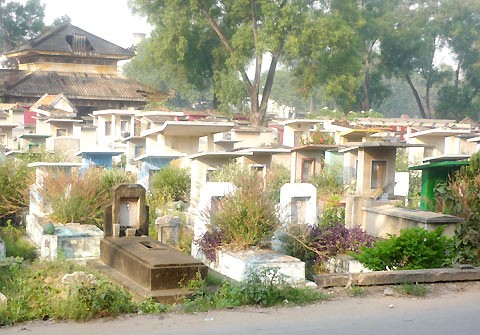 Binh Hung Hoa cemetery