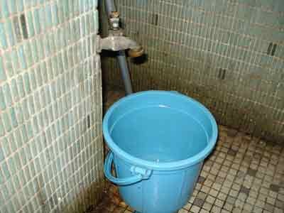 Water prices of clean tap water in the city will raise this January. (Photo: Nhat Lam)