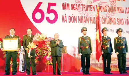 Quân khu 7 đón nhận Huân chương Sao Vàng lần 2