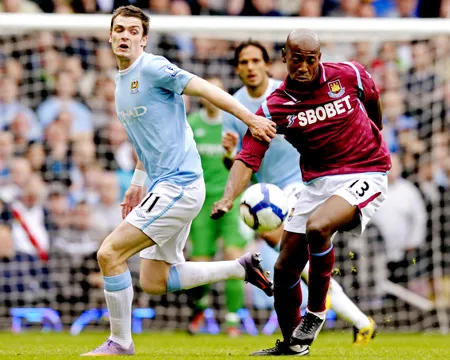 Ngoại hạng Anh 2010/2011 - Vòng 17