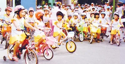 Xây dựng con người Việt Nam trong thế kỷ 21