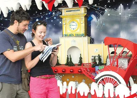 Hai du khách này chọn TPHCM - Việt Nam làm điểm đến trong dịp Noel và đón mừng năm mới.