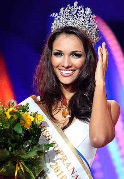 Hoa hậu Siêu quốc gia - Karina Pinilla