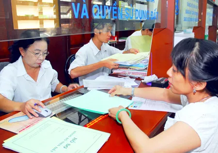 Dân hay nhà nước phải thực hiện?