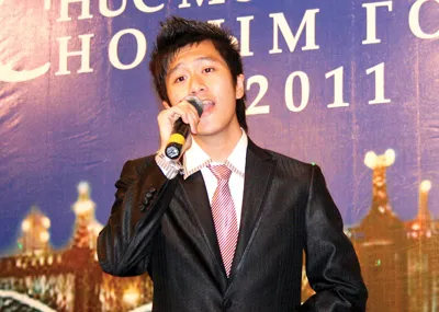 Họp mặt cựu du học sinh Nga mừng năm mới 2011 ảnh 2