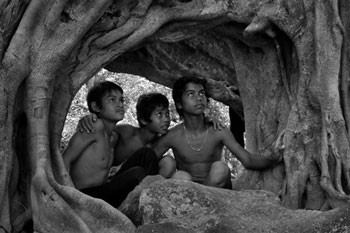 Photo titled "To escape" by Dang Ba Tien.