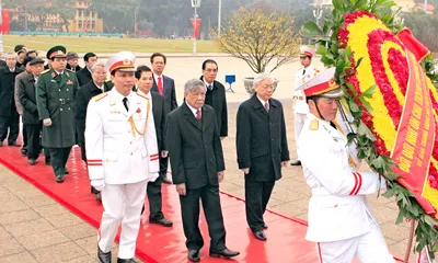 Lãnh đạo Đảng, Nhà nước vào Lăng viếng Chủ tịch Hồ Chí Minh