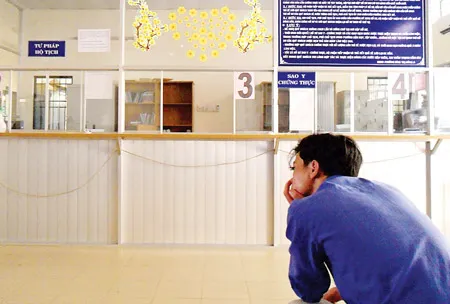 Ngày làm việc đầu năm -  Nơi làm, nơi còn đủng đỉnh!