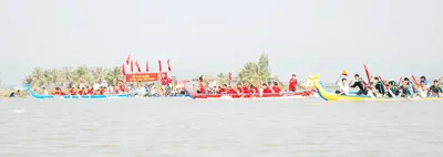 Phú Yên: Tưng bừng lễ hội đua thuyền đầu năm