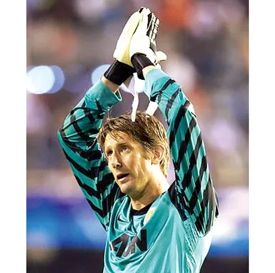 Van der Sar đã là huyền thoại