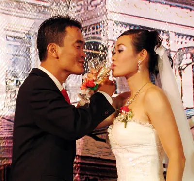 Nhất Thống - Huyền Diệu: Từ cặp “song sát”đến đôi uyên ương