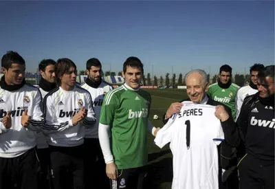 Tổng thống Peres tai Real