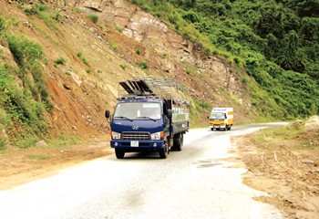 Ho Chi Minh City Highway built with capital from government bond (Photo: SGGP)