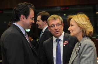 Spanish Finance Minister Elena Salgado (R) speaks with her Greek counterpart Ioannis Papathanasiou (L) and Hungarian Economy Minister Gyorgy Matolcsy (C) on March 15, 2011 before an Economy and Finance Council meeting at EU headquarters in Brussels to discuss a project aimed at slapping fines on countries that allow their public deficits and debt levels to spin out of control. AFP
