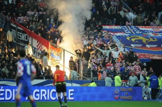 Croatia's fans cheer in support of their team during the friendly football match France vs Croatia on March 29, 2011 at the Stade de France. AFP