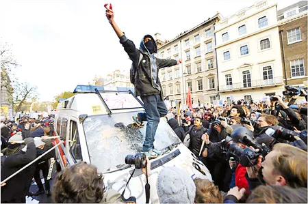 Canh bạc nguy hiểm