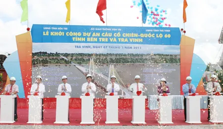 Khởi công xây dựng cầu Cổ Chiên
