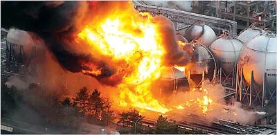 Động đất, sóng thần lớn nhất lịch sử Nhật Bản: Hàng trăm người thương vong