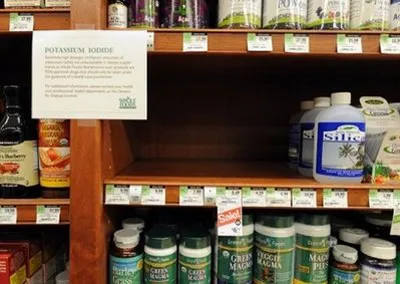 Người dân Hàn Quốc đổ xô mua thuốc Iod để ngừa nhiễm xạ