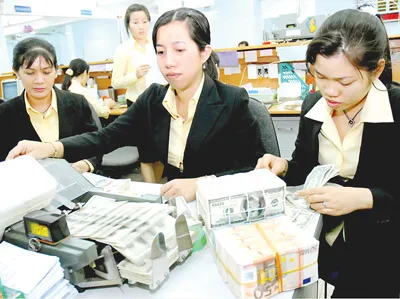 Bước đầu đã kiểm soát được thị trường vàng, tiền tệ. Ảnh: CAO THĂNG