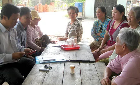 Mộ tập thể dưới lòng địa đạo ảnh 2