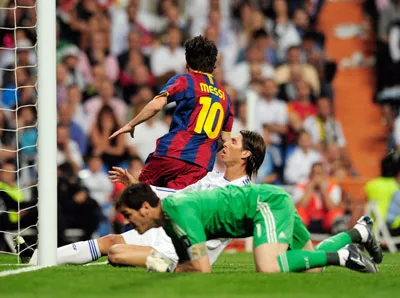 Lượt đi bán kết Champions League, Real Madrid - Barcelona 0 - 2: Người hùng Lionel Messi ảnh 3