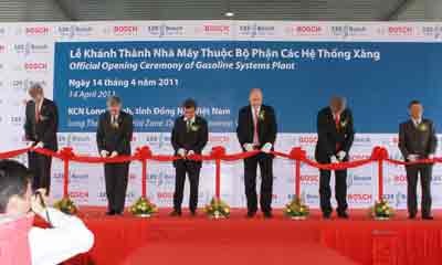 At the Inauguration of the plant (Photo: Courtesy of Bosch)