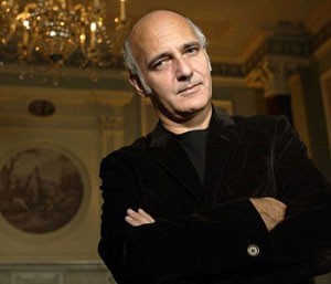 Italian pianist Ludovico Einaudi to play in Hanoi ảnh 1