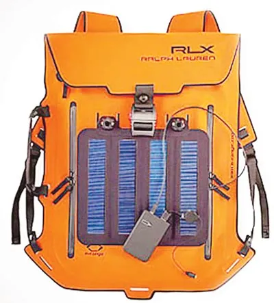 Ba lô gắn pin năng lượng mặt trời