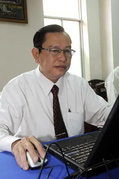 Thầy Hồ Phú Bạc, Trưởng phòng khảo thí và kiểm định chất lượng giáo dục