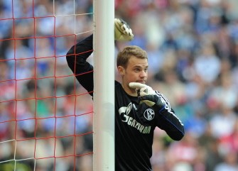 AFP - Schalke's goalkeeper Manuel Neuer gestures during the German first division Bundesliga football match FC Bayern Munich vs Schalke 04 in Munich, southern Germany, on April 30, 2011. Bayern Munich won the match 4-1.