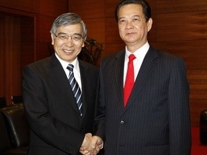 PM Dung receives ADB President Haruhiko Kuroda (Photo: VietnamPlus)