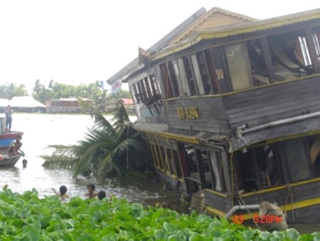 Din Ky boat that sank in the southern province of Binh Duong on May 20 killed 16 people (Photo: Nguoi Lao Dong)